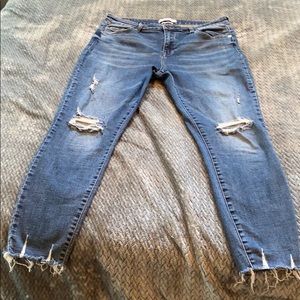 Woman’s Pistola size 32 distressed skinny jeans